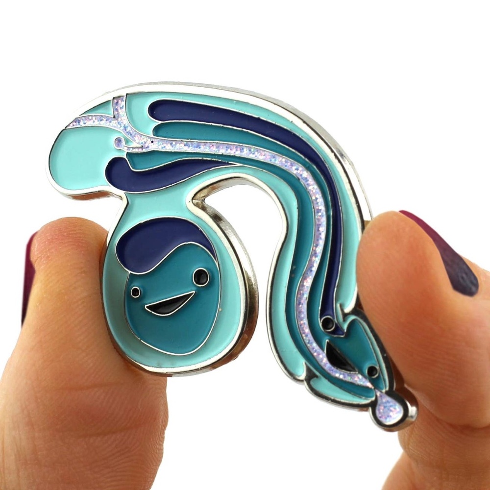 Enamel pin - Picture 3 of 5